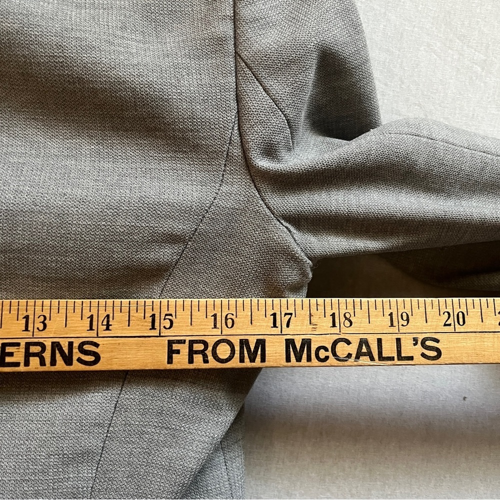Hugo Boss Virgin Wool Blazer Tailored Professional Suit Jacket Workwear Size 4 - Picture 6 of 8